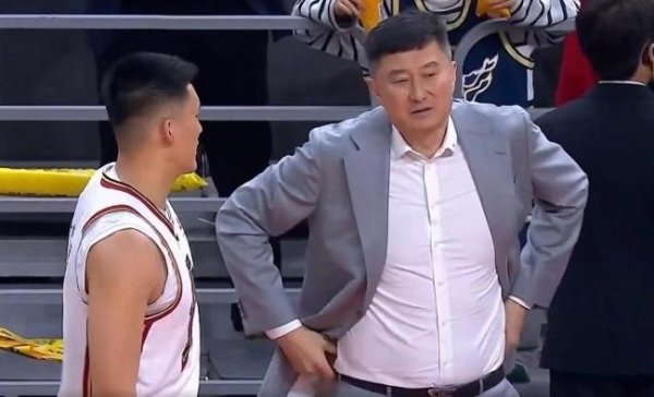 广东vs吉林前瞻：双方需为季后赛排名而战 杜锋能否率残阵捍卫主场 胜负关键之战