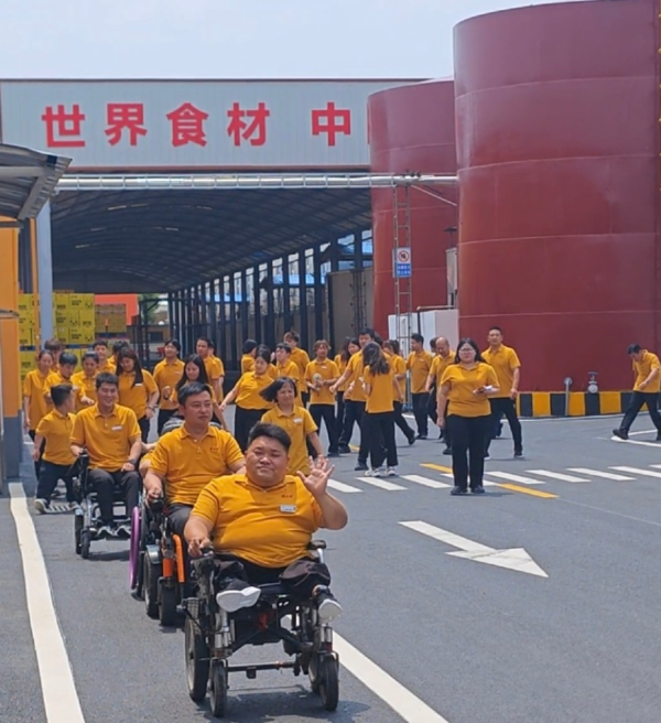 足不出户，云端发光！网络直播点亮残疾人就业之路